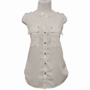 Calvin Klein - Sleeveless Button Down Shirt